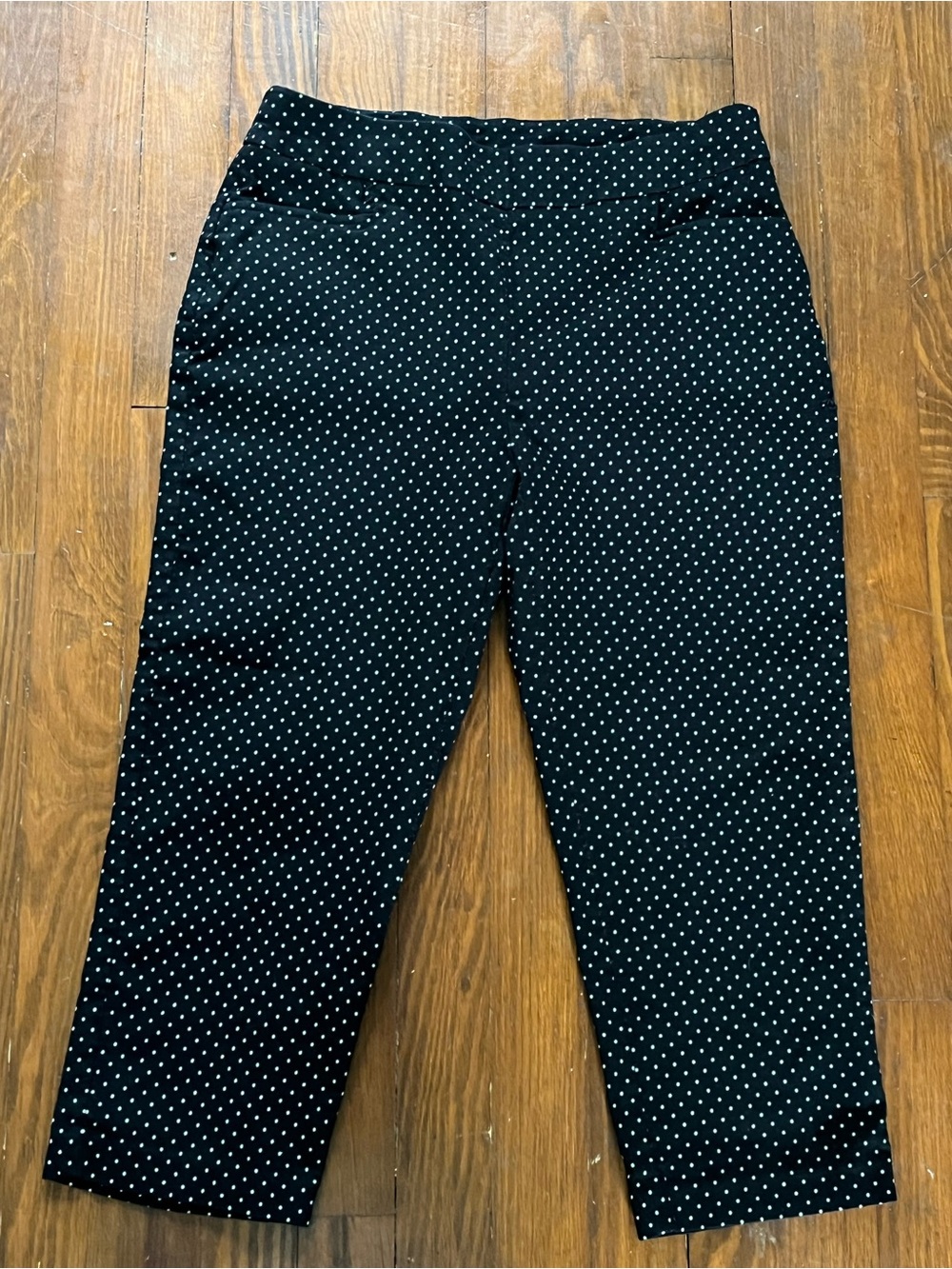 Chico's Black Cropped Polka Dot Pants